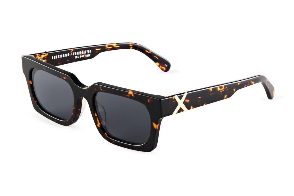 AMBASSADOR/ DARK TORT