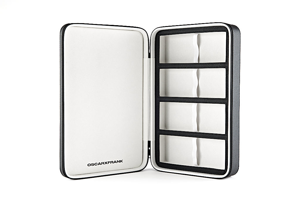 TRAVEL CASE - BLACK