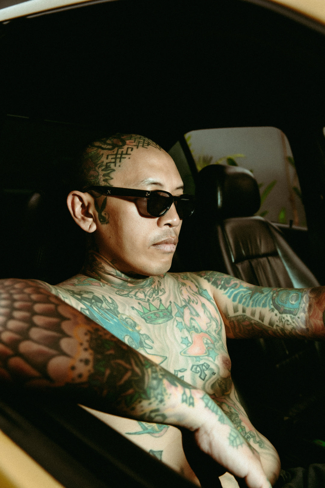 THE FORUM - GLOSS BLK