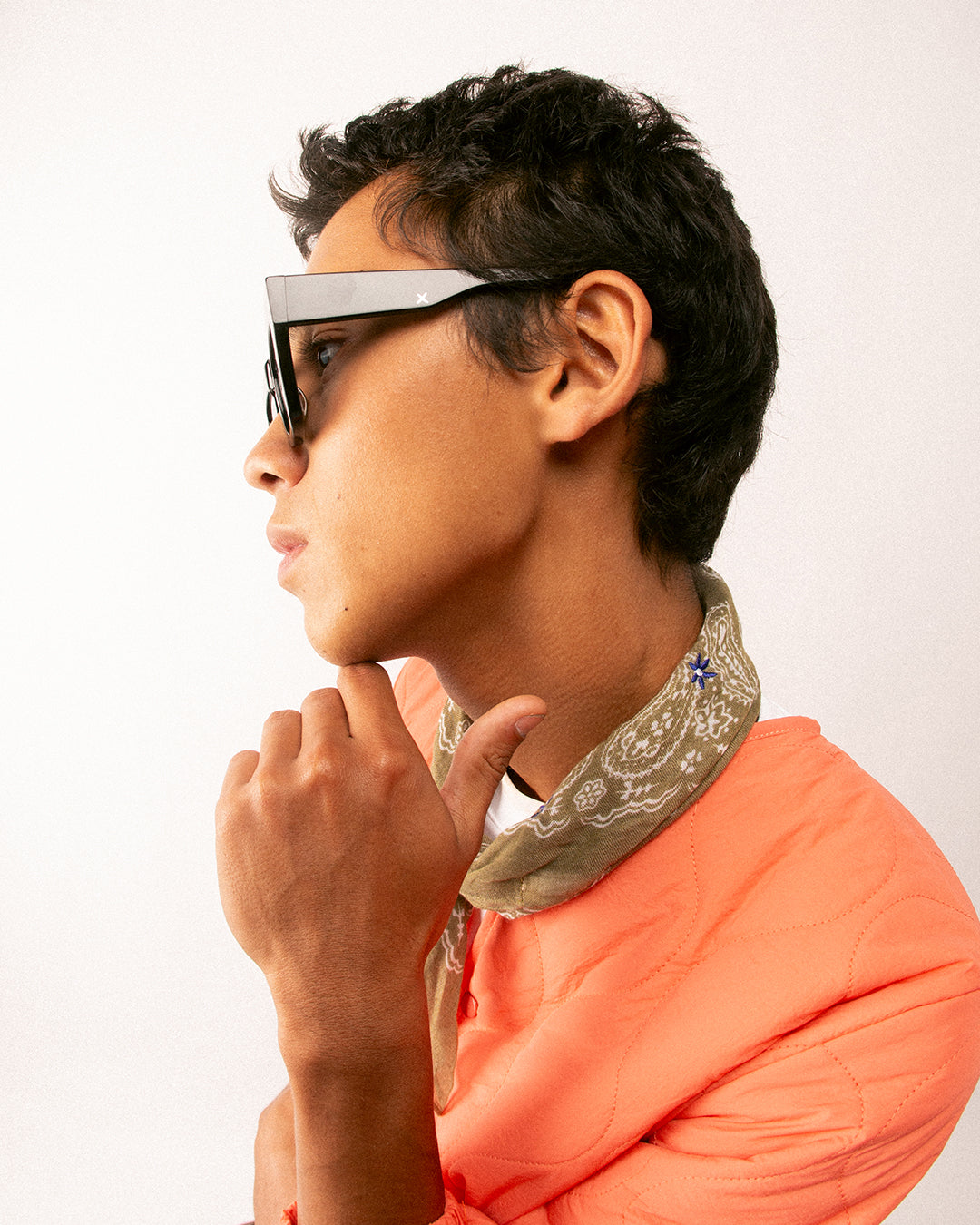 HAARLEM/ GLOSS BLACK