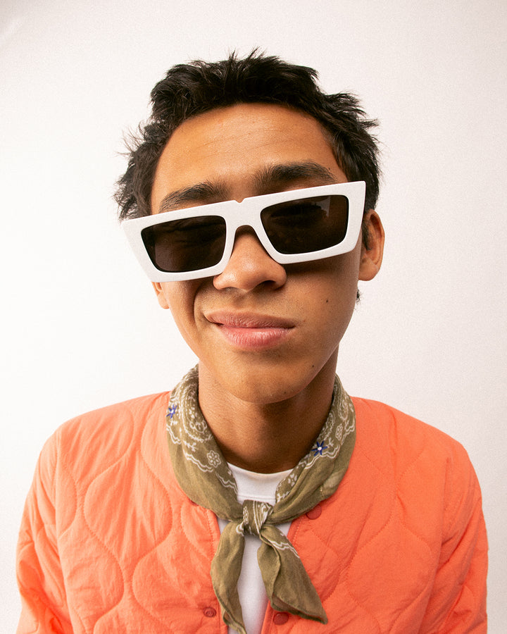 LIL JET/ WHITE BLACK