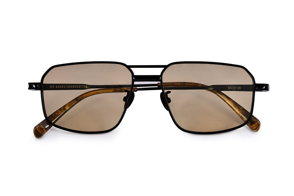 MR NANKS - MATTE BLACK / COLA PHOTOCHROMIC