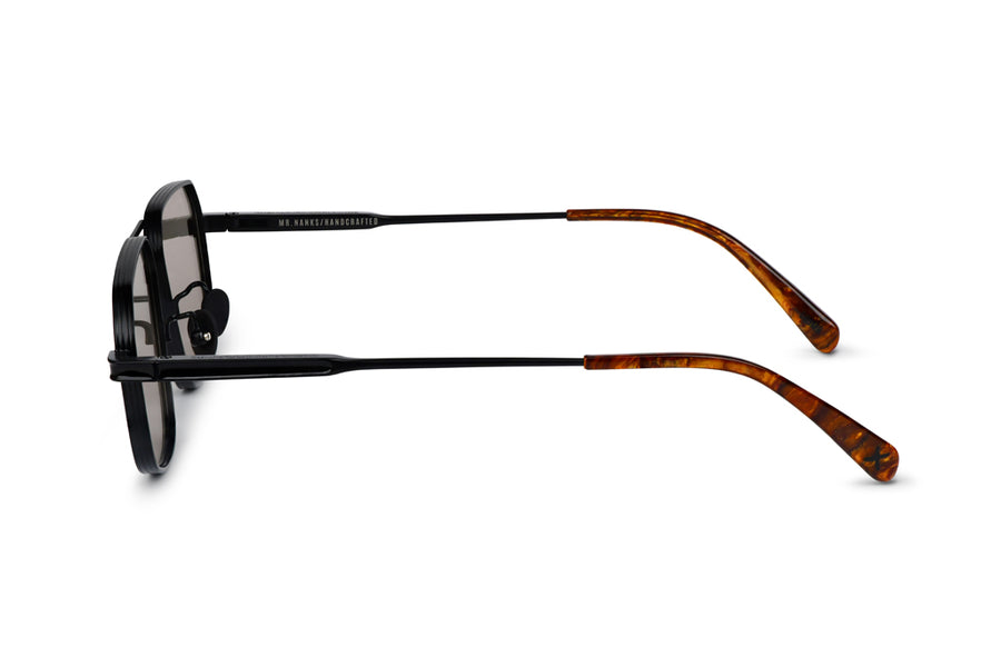 MR NANKS - MATTE BLACK / COLA PHOTOCHROMIC