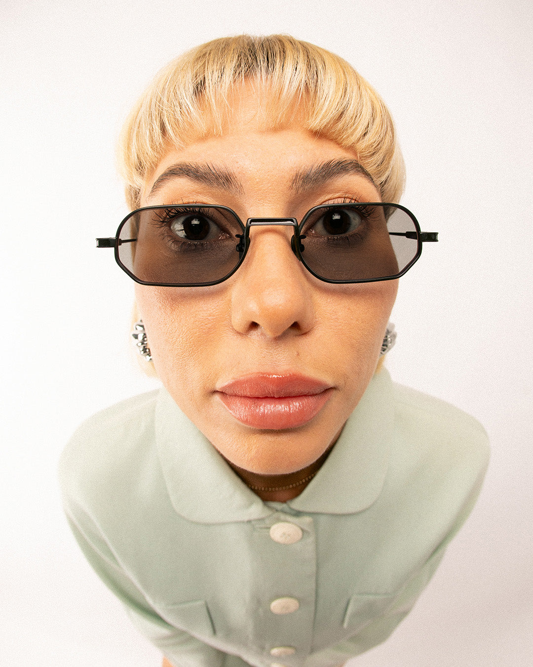 MR ZUZU - Matte Black Titanium / Cola Lens