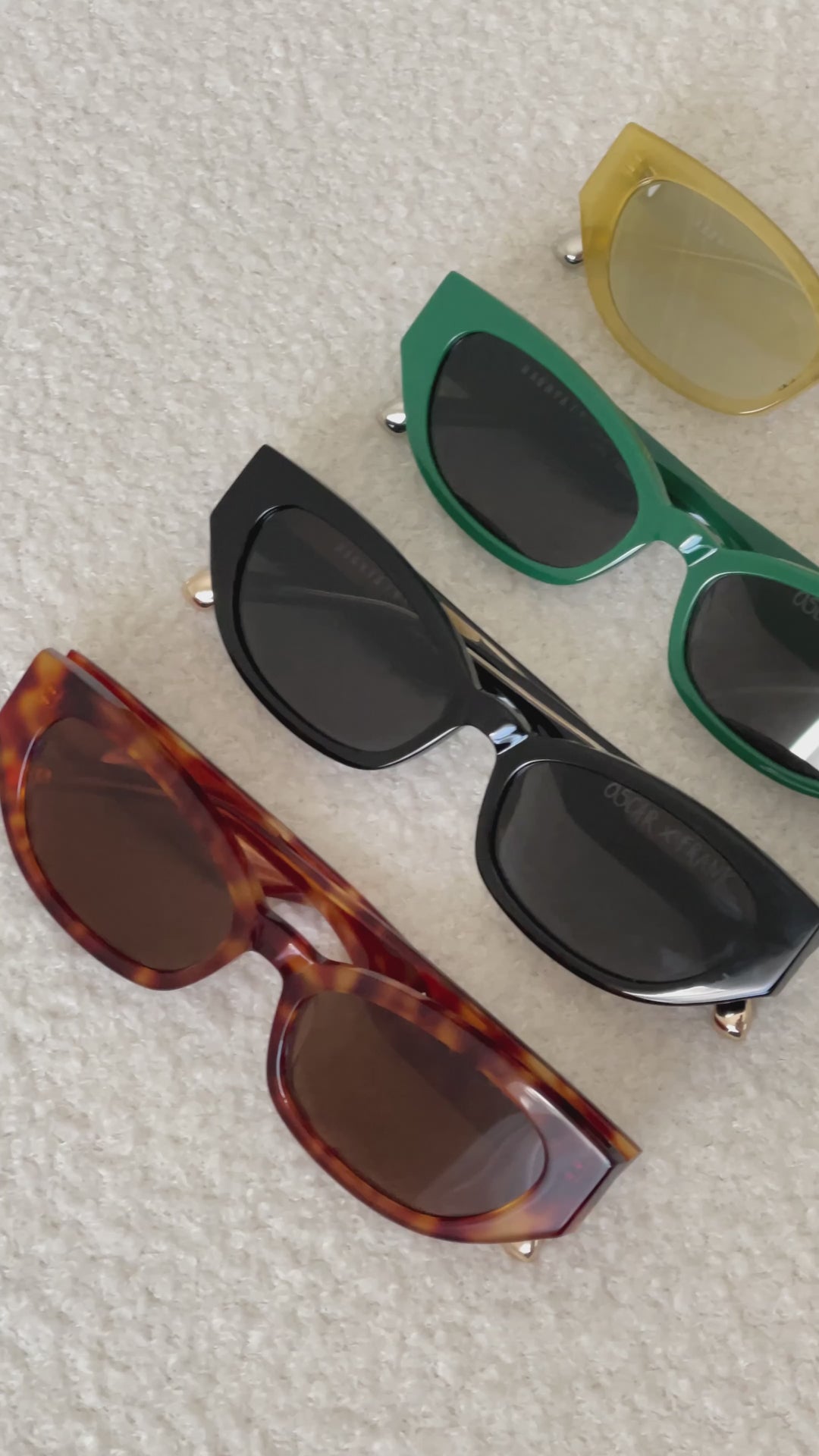 HANNYA - Gloss Black