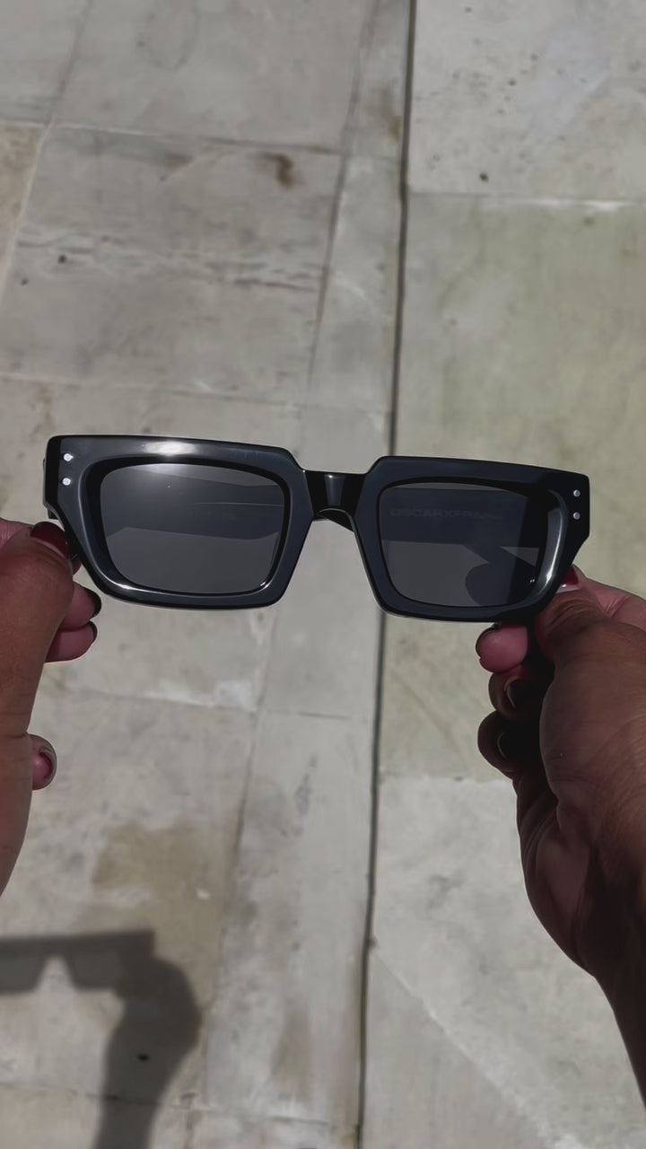 LA ISLA - GLOSS BLACK