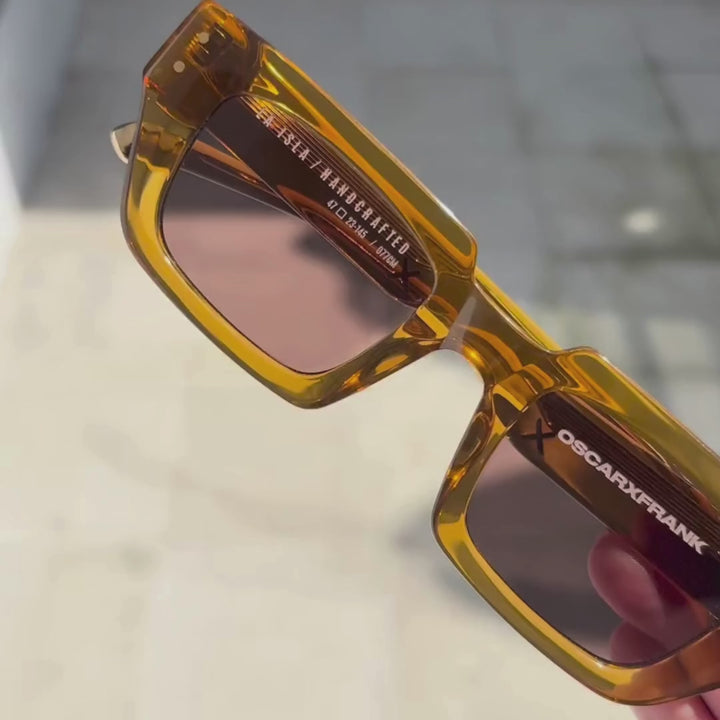 LA ISLA - CARAMEL / BROWN PHOTOCHROMIC