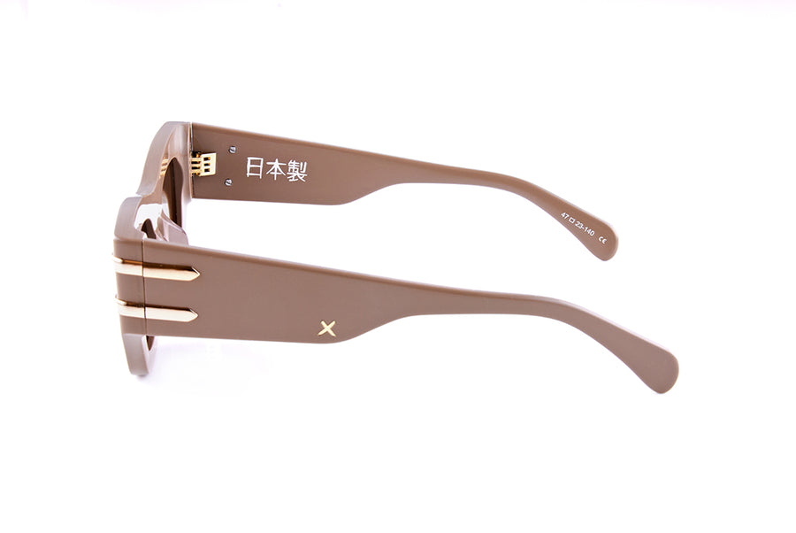 MADE IN JAPAN/ NEUTRAL