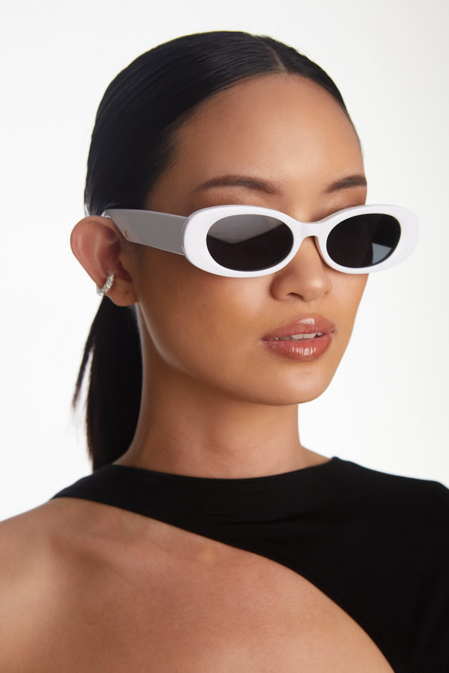 CITRA/ WHITE BLACK